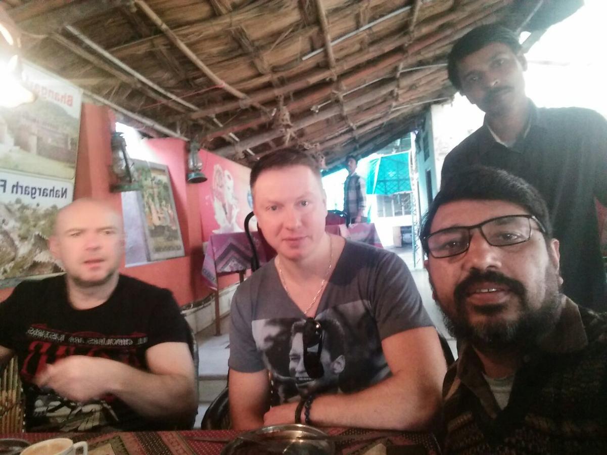 Chit Chat pensión Jaipur Exterior foto